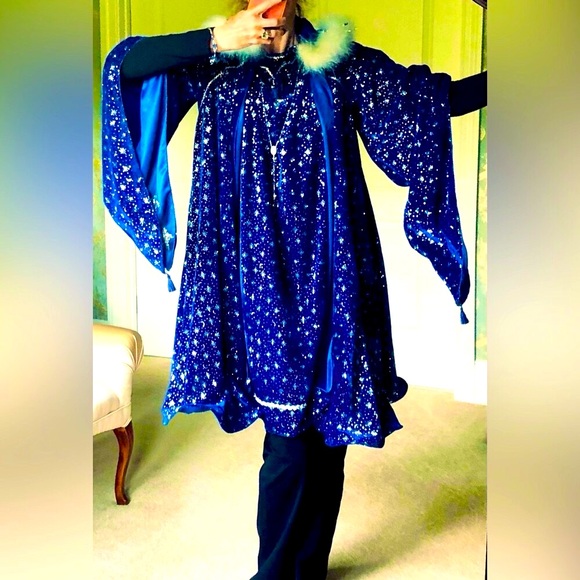 Cape set Wizard Cape set Silver Blue velour Feather, trim hood, tunic, & acces S - Picture 4 of 10